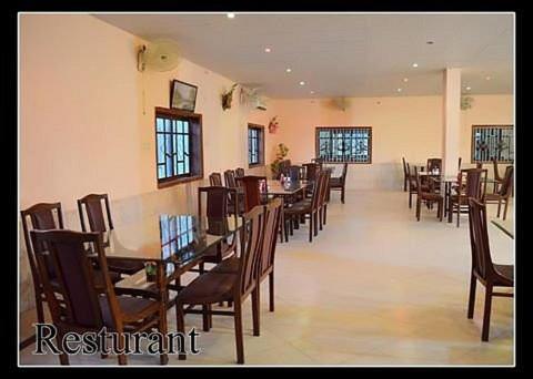 Palm Valley Hotel Sukkur Exterior foto