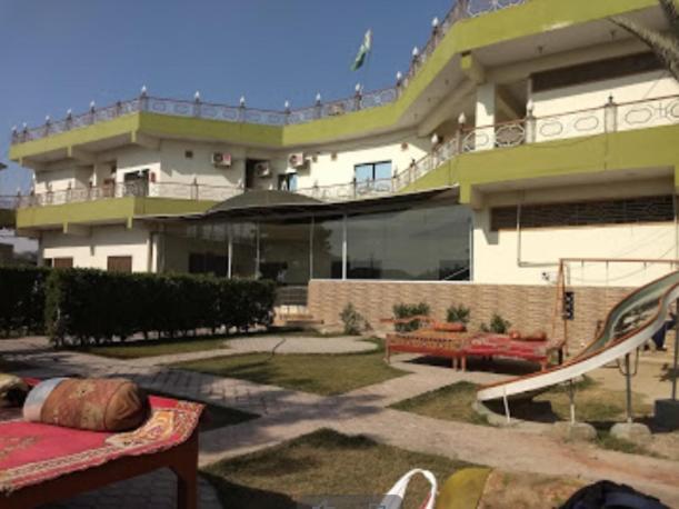 Palm Valley Hotel Sukkur Exterior foto