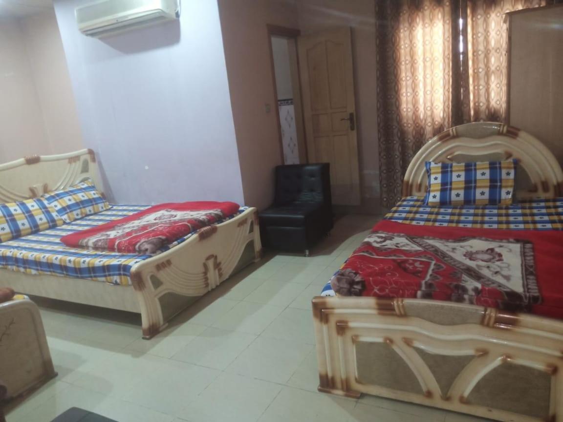 Palm Valley Hotel Sukkur Exterior foto
